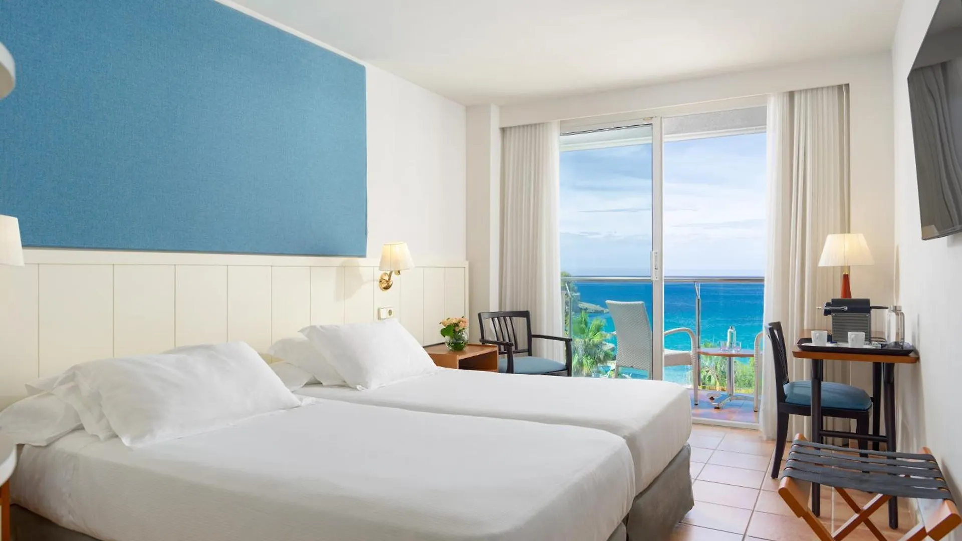 Boutique Hotel H10 Blue Mar - Adults Only Camp De Mar